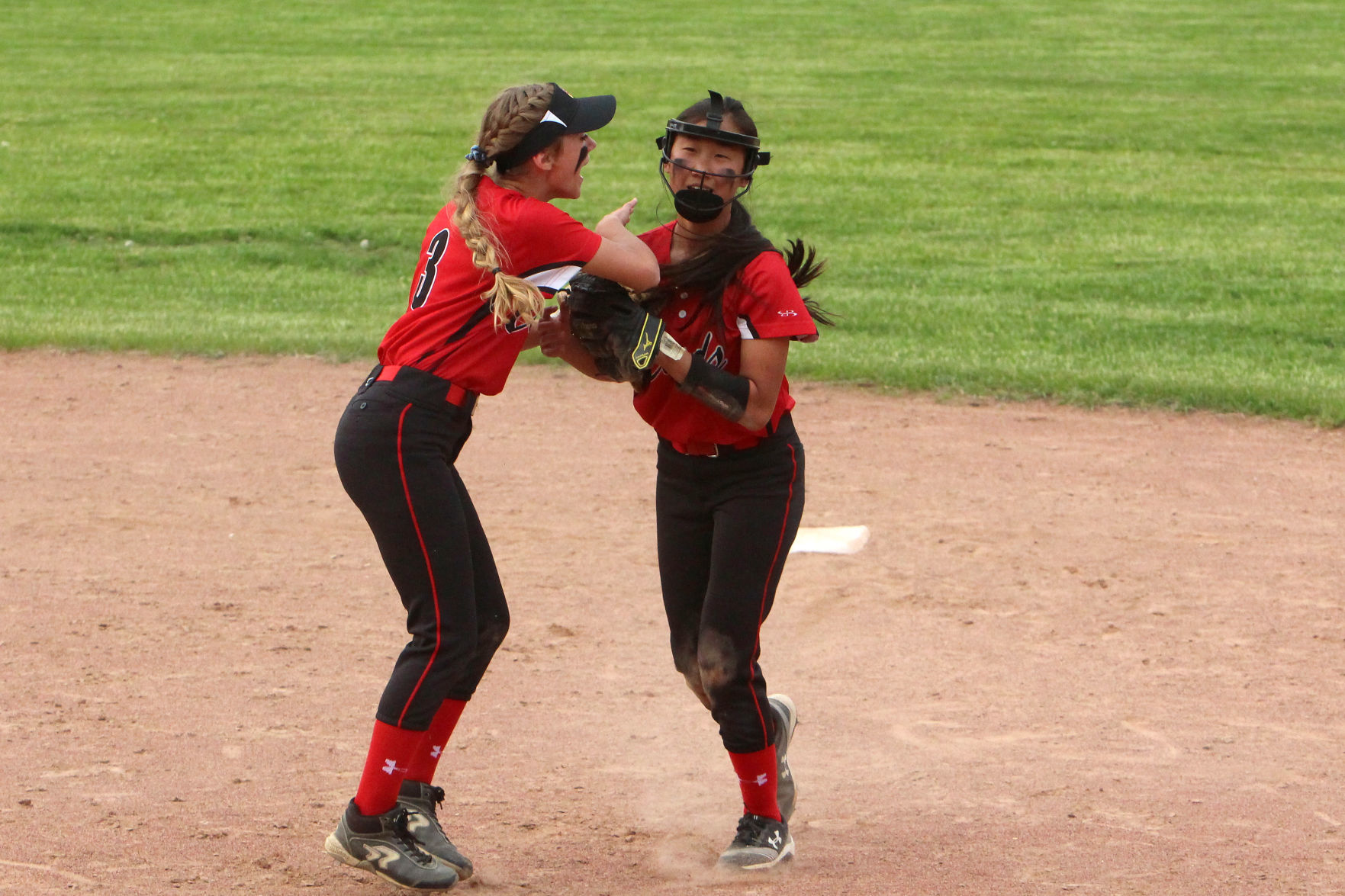 Chi-Hi vs Stevens Point softball at D.C. Everest 5-30-19